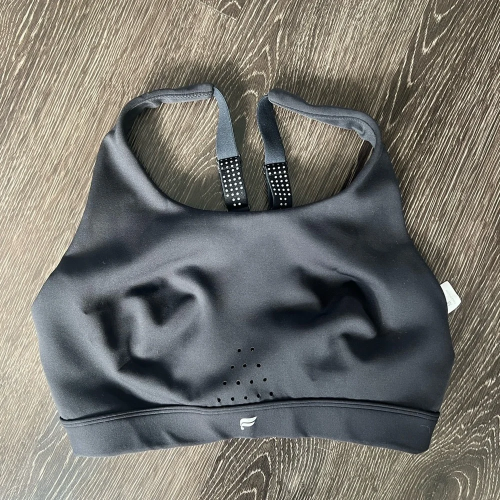 Fabletics Sports Bra - Picture 1 of 3